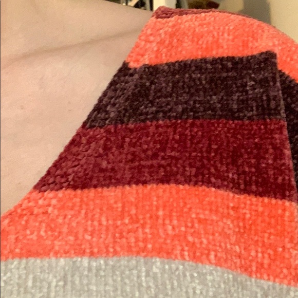 Express striped chenille Sweater - Picture 5 of 5